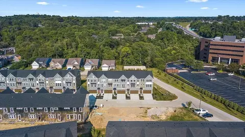 View/Area - 258 Meridian Way, Fort Mitchell, KY 41017 photo 1 of 9