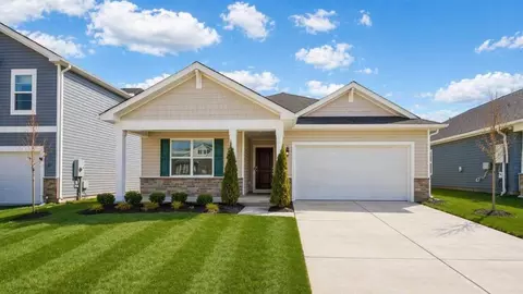 107 Stearns Dr, Stephens City, VA 22655