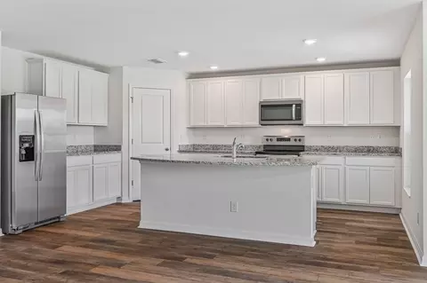 Kitchen - 808 Gen D Macarthur Ave, Labelle, FL 33935 photo 1 of 3