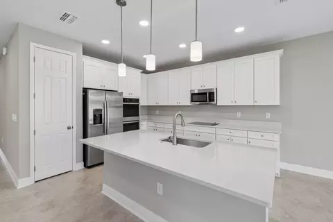 4973 Basswood St, Lakeland, FL 33811