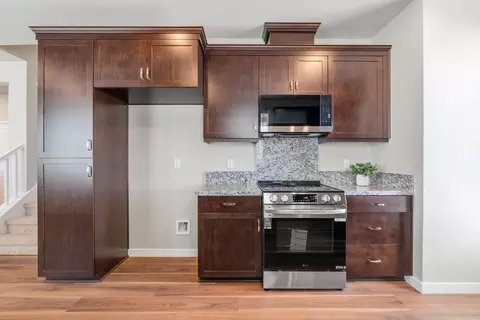 Kitchen - 1101 Goffey Cir, Galt, CA 95632 photo 3 of 7