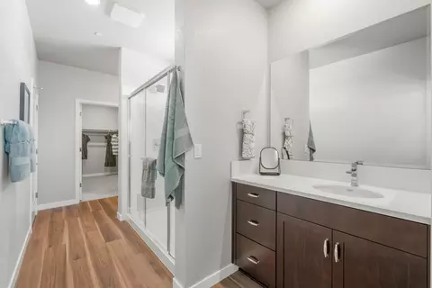 Bath - 1101 Goffey Cir, Galt, CA 95632 photo 3 of 3