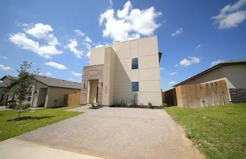 2229 Caimito Lp, Laredo, TX 78046