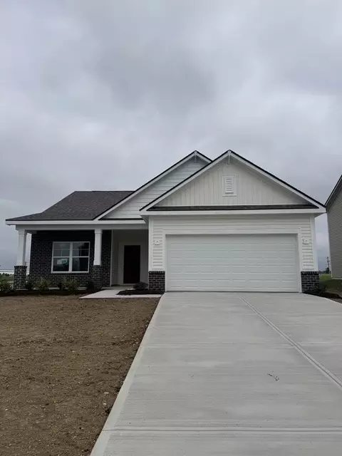 6614 W Whispering Way, Greenfield, IN 46140