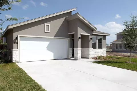 1427 S Moorefield Rd, Mission, TX 78572