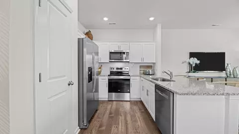 Kitchen - 2001 Clock Rd, New Bern, NC 28562 photo 6 of 7