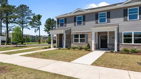 Exterior - 2001 Clock Rd, New Bern, NC 28562 photo 2 of 9