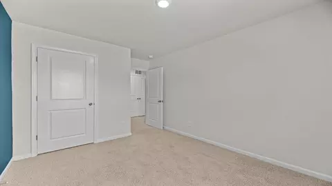 Bedroom - 2001 Clock Rd, New Bern, NC 28562 photo 5 of 13
