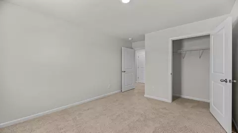 Bedroom - 2001 Clock Rd, New Bern, NC 28562 photo 7 of 13