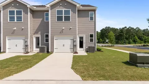 Exterior - 2001 Clock Rd, New Bern, NC 28562 photo 8 of 9
