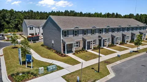 View/Area - 2001 Clock Rd, New Bern, NC 28562 photo 3 of 17