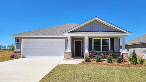 8414 Ellens Cove Dr S, Grand Bay, AL 36541