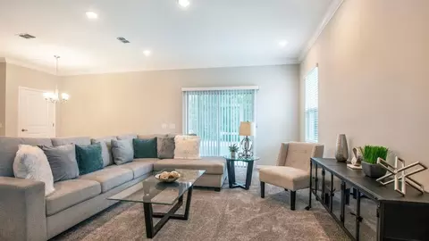 Living - 2214 Elegant Mnr Cir, Edgewater, FL 32141 photo 2 of 4