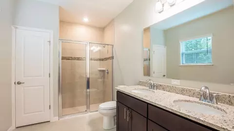 Bath - 2214 Elegant Mnr Cir, Edgewater, FL 32141 photo 1 of 3