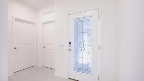 Entry Way - 2214 Elegant Mnr Cir, Edgewater, FL 32141 photo 1 of 2
