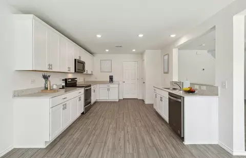 Kitchen - Corymbia Drive, Terrell, TX 75160 photo 2 of 3