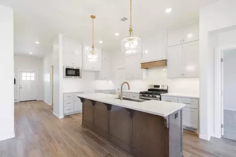Kitchen - 17252 Billy Rd, Washington, OK 73093 photo 2 of 19