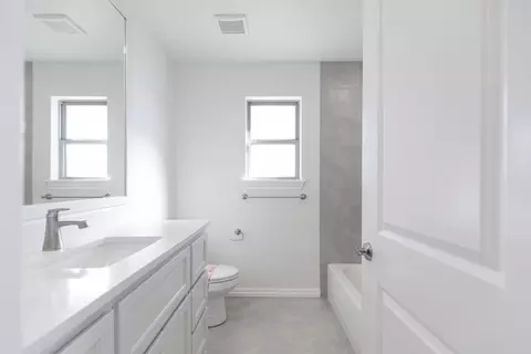 Bath - 17252 Billy Rd, Washington, OK 73093 photo 5 of 14