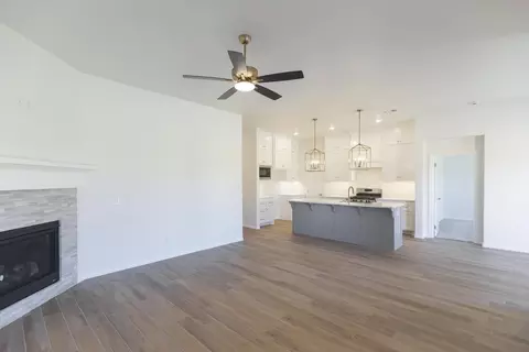 Living - 17252 Billy Rd, Washington, OK 73093 photo 10 of 15