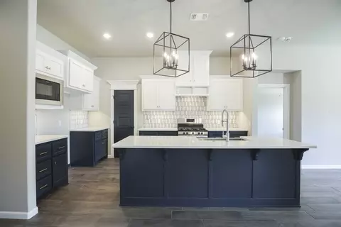 Kitchen - 17252 Billy Rd, Washington, OK 73093 photo 14 of 19