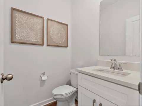 Bath - 1321 Morehead Dr, Salisbury, NC 28144 photo 2 of 4