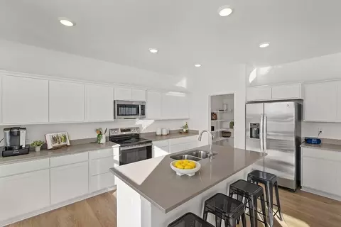 Kitchen - 705 E 5th St, Deer Park, WA 99006 photo 1 of 5
