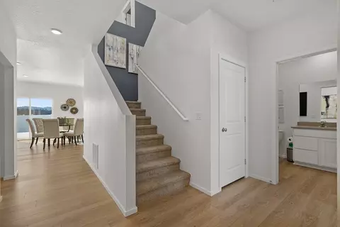 Entry Way - 705 E 5th St, Deer Park, WA 99006 photo 1 of 5