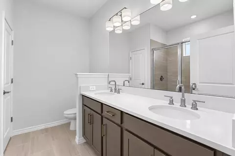 Bath - 32472 Sea Loch Loop, Mount Dora, FL 32757 photo 8 of 18