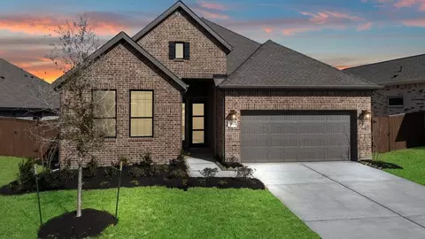 412 Hillview Nature Dr, New Caney, TX 77357
