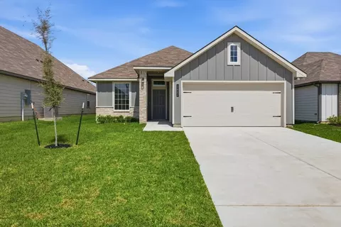 2422 Rooke Rd, Bryan, TX 77807