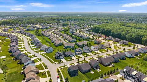 View/Area - 3105 Hollace Dr, Jenison, MI 49428 photo 11 of 14