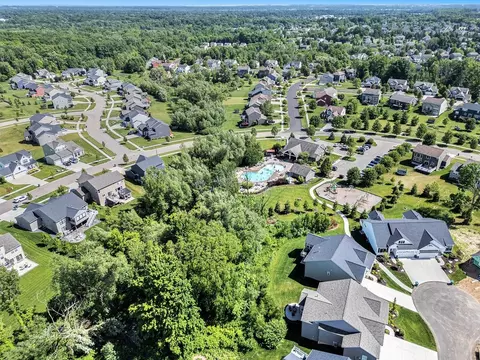 View/Area - 3105 Hollace Dr, Jenison, MI 49428 photo 9 of 14