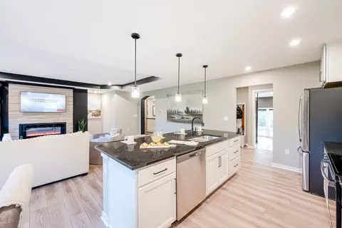 Kitchen - 144 Imperial Rd, Pataskala, OH 43062 photo 7 of 12