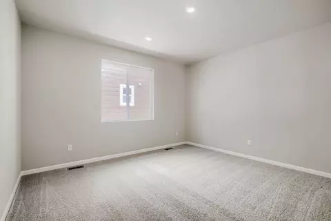 Bedroom - 618 Noola St, Windsor, CO 80550 photo 2 of 8