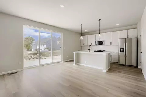 Living - 618 Noola St, Windsor, CO 80550 photo 4 of 5