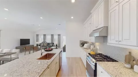 Kitchen - 3622 Compass Pointe Ct, Angleton, TX 77515 photo 3 of 7