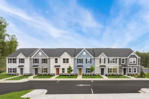 2147 Destination Dr #B, Sandston, VA 23150
