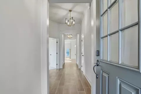 Entry Way - 7215 E Queens Pl, Broken Arrow, OK 74014 photo 1 of 4