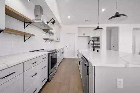 Kitchen - 1347 Eiffel Dr, Arboga, CA 95961 photo 1 of 1