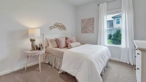 Bedroom - 117 Gateway Dr, Jackson, TN 38305 photo 3 of 10