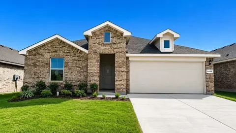 8409 Bluebonnet Bend Rd, Fort Worth, TX 76131