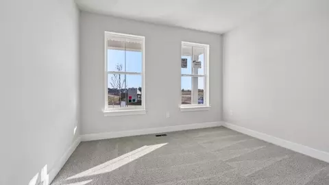 Bedroom - 227 Hydrangea Way, Winchester, VA 22602 photo 2 of 11