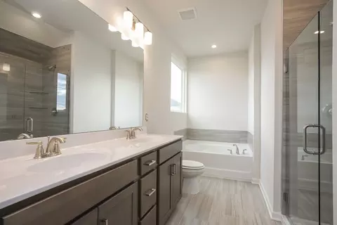 Bath - 512 Kemp Dr, Hermitage, TN 37076 photo 1 of 2