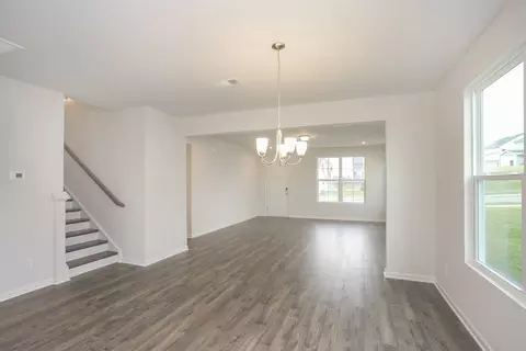 Living - 512 Kemp Dr, Hermitage, TN 37076 photo 2 of 5