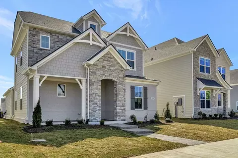 Exterior - 512 Kemp Dr, Hermitage, TN 37076 photo 3 of 9