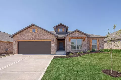 16590 W 166th Ct, Olathe, KS 66062