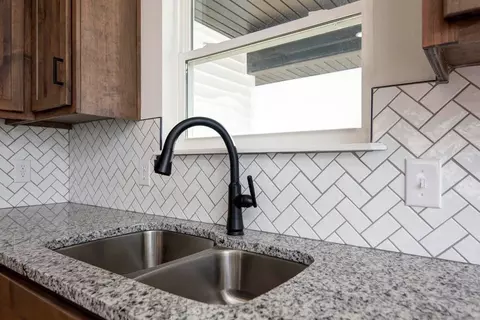 Kitchen - 822 S Ridgemont Dr, Nixa, MO 65714 photo 6 of 7