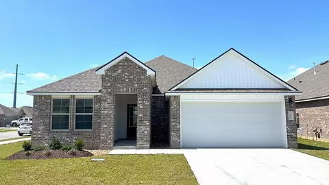 201 Eagle Heights Dr, Duson, LA 70529