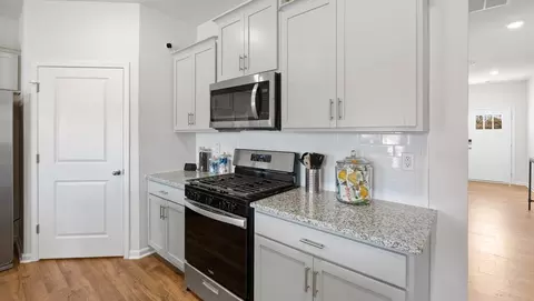 Kitchen - 150 Plemmons Rd, Lyman, SC 29365 photo 3 of 4
