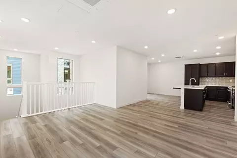 Living - 6710 Optimum Loop, San Jose, CA 95119 photo 3 of 11